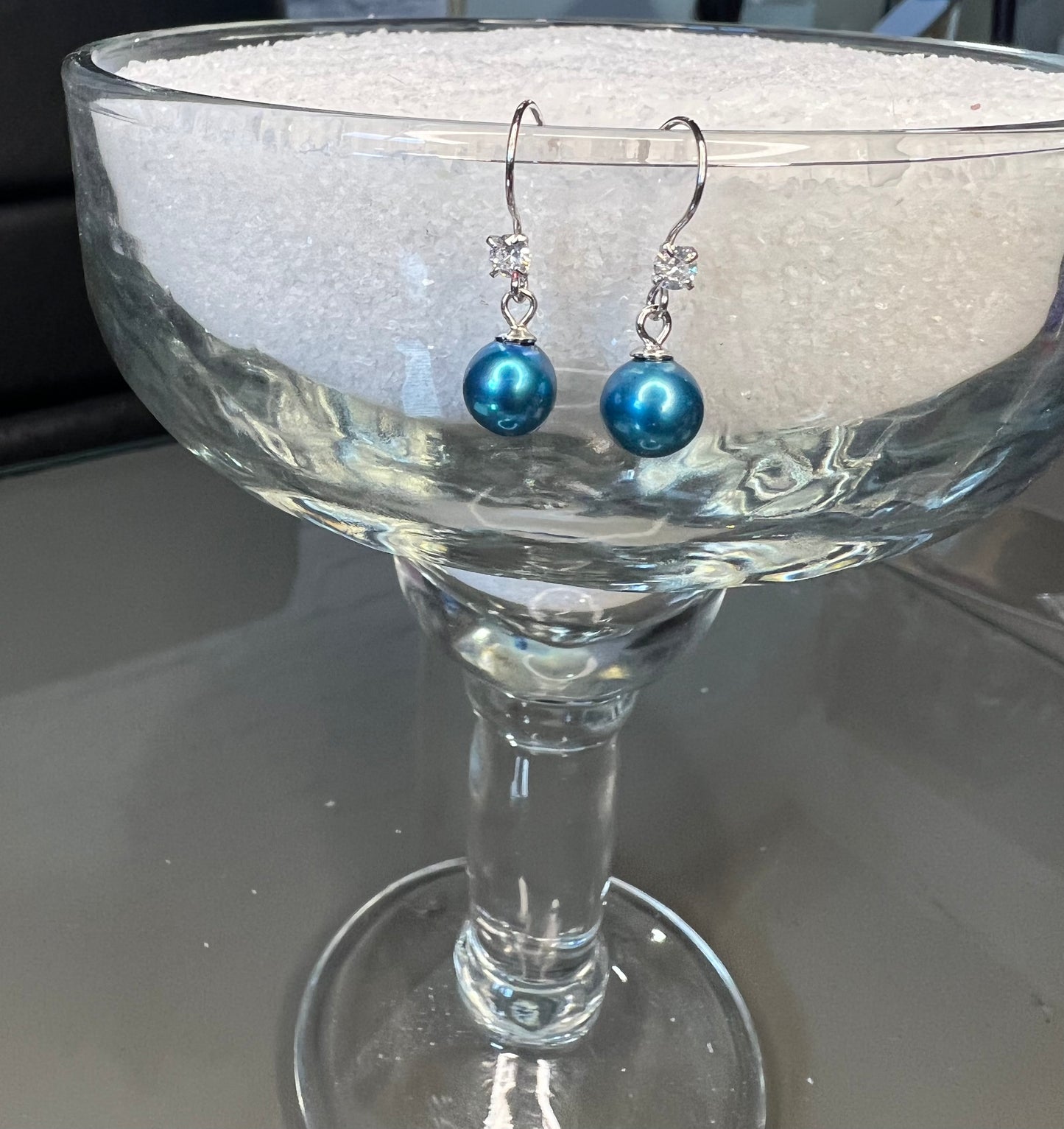 PEARL DANGLE EARRINGS