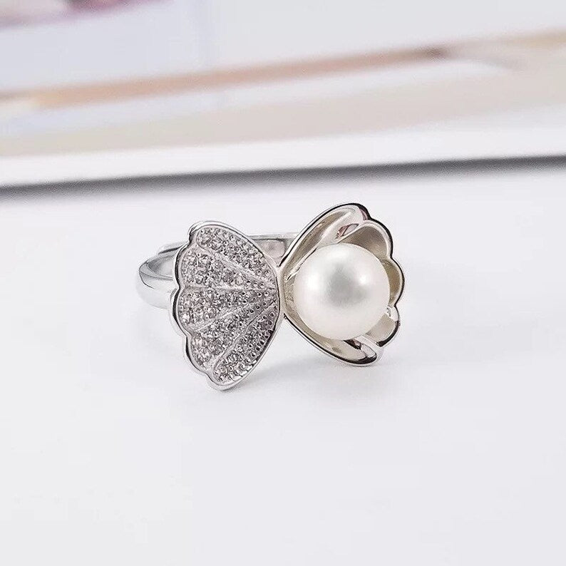 SHELL-MAZING PEARL RING